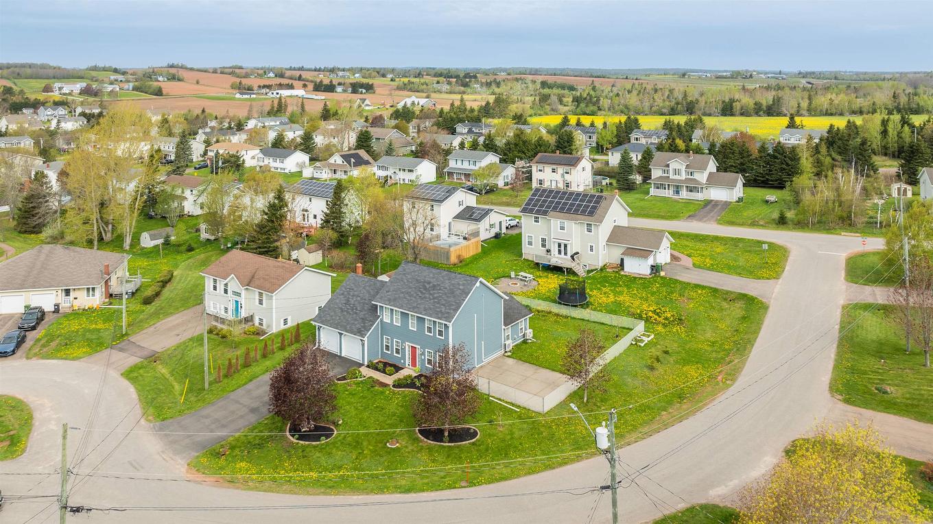 10 Krista Lane, Cornwall, PE