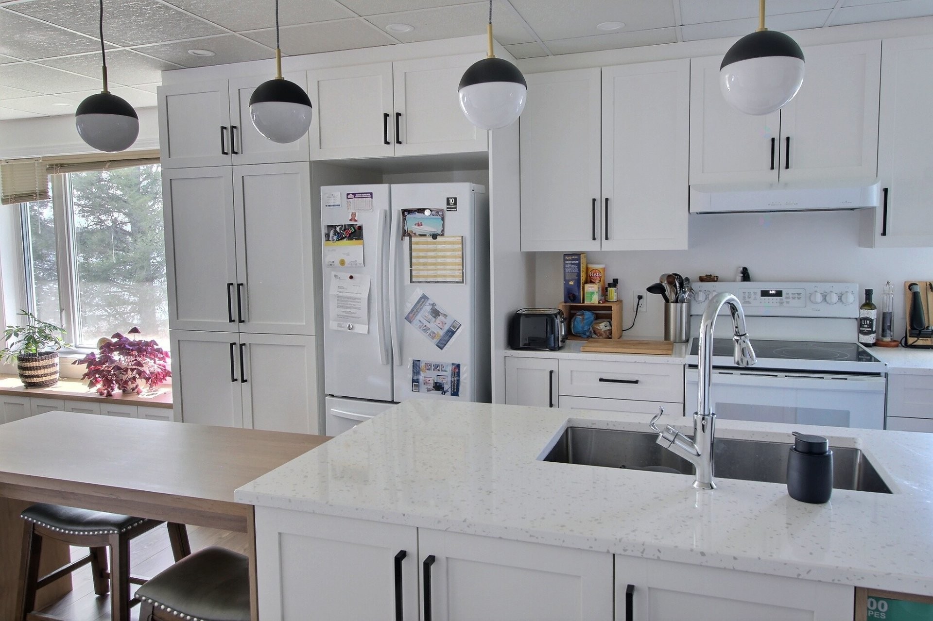 Cuisine - 10282 Ch. Du Vallon, Rouyn-Noranda, QC - Indoor Photo Showing Kitchen
