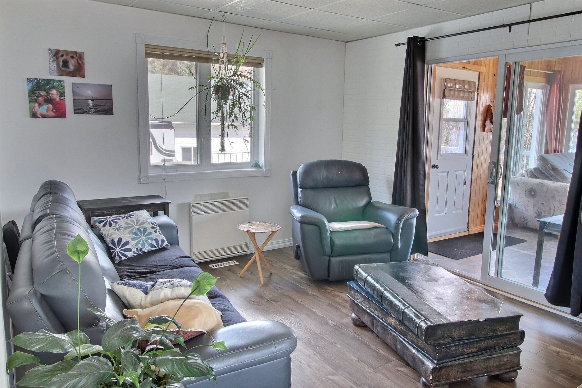 Salon - 10282 Ch. Du Vallon, Rouyn-Noranda, QC - Indoor Photo Showing Living Room