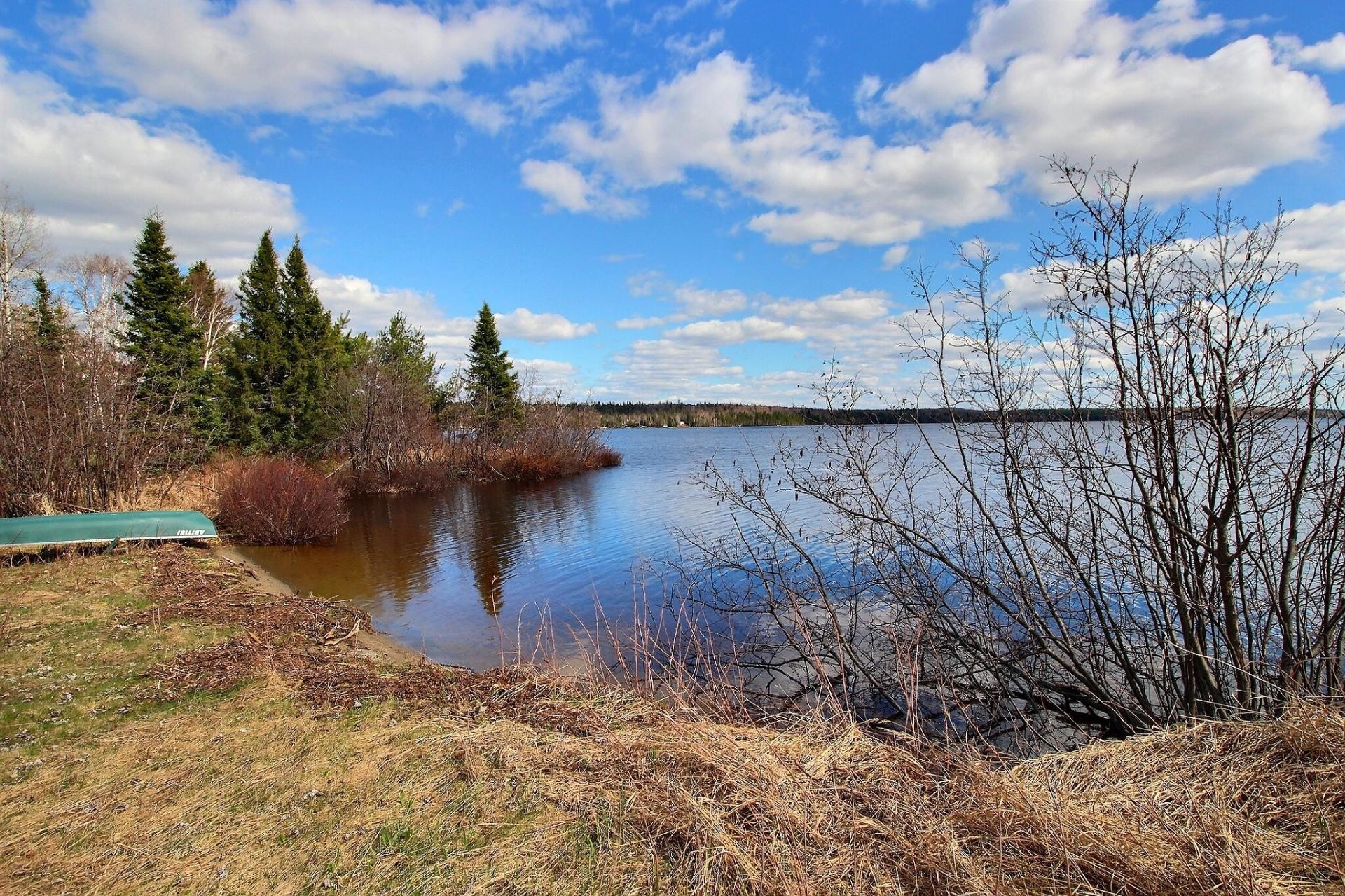 Vue sur l'eau - 10282 Ch. Du Vallon, Rouyn-Noranda, QC - Outdoor With View