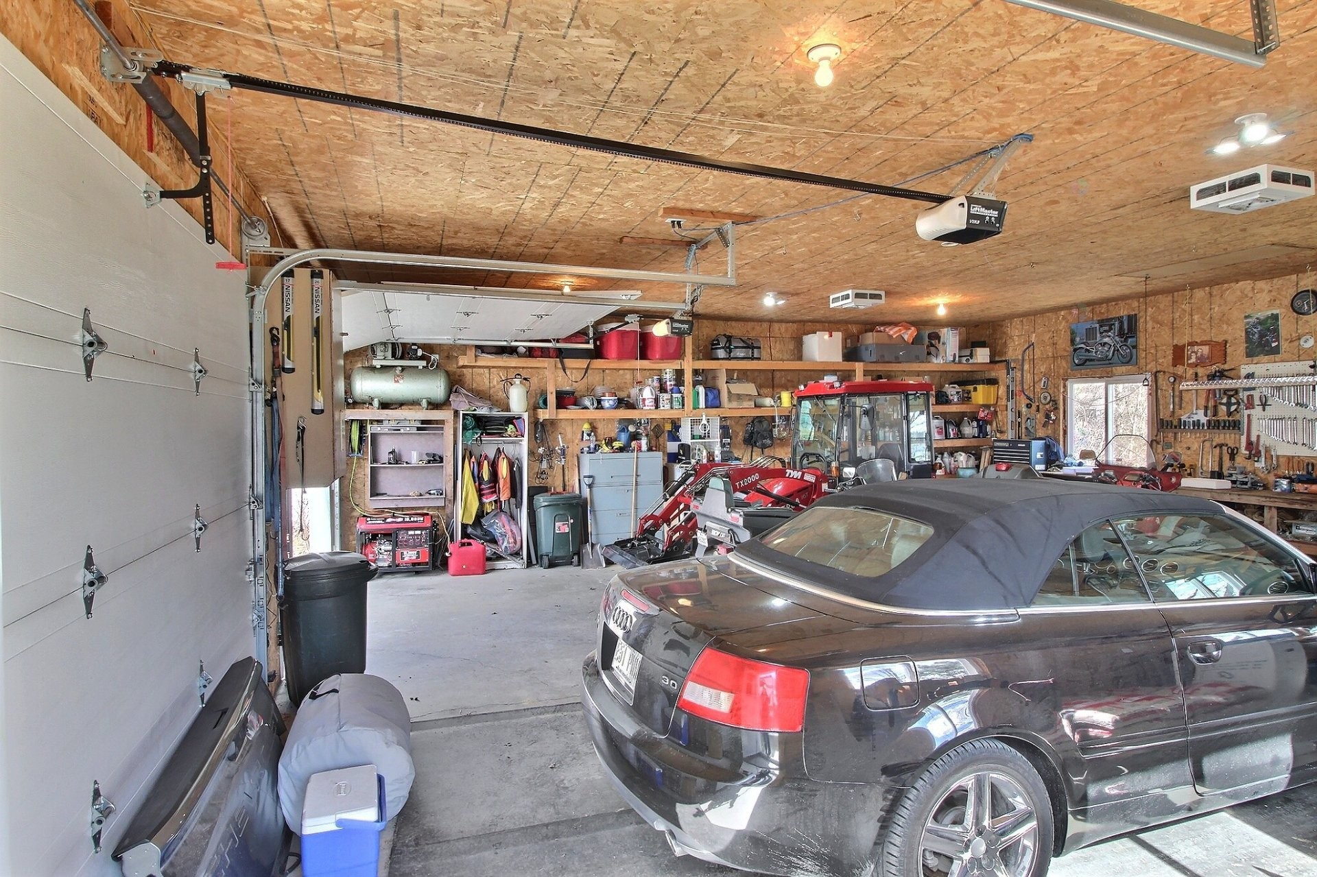 Garage - 10282 Ch. Du Vallon, Rouyn-Noranda, QC - Indoor Photo Showing Garage