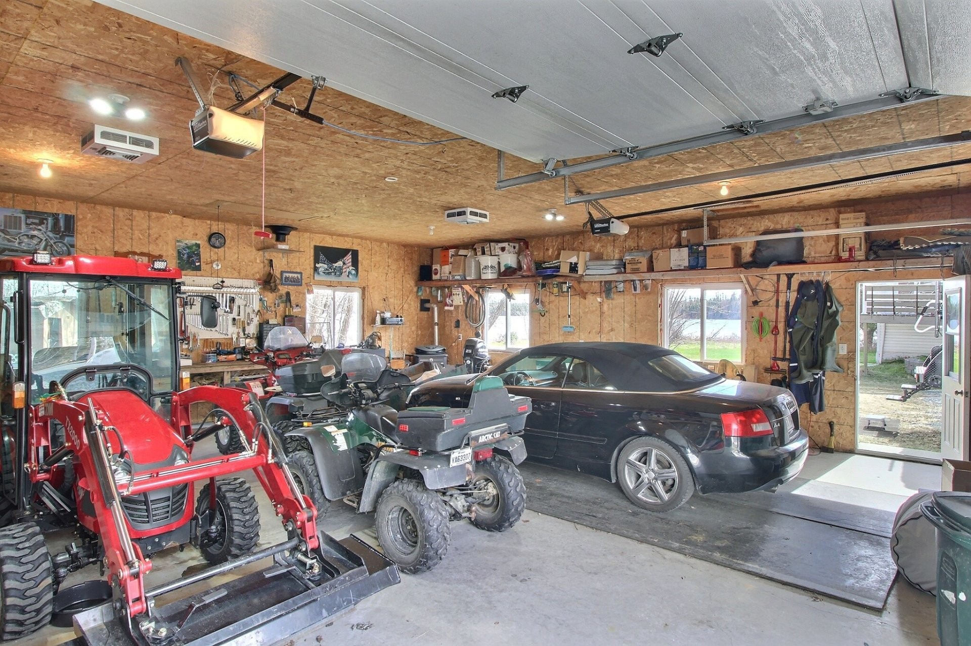 Garage - 10282 Ch. Du Vallon, Rouyn-Noranda, QC - Indoor Photo Showing Garage