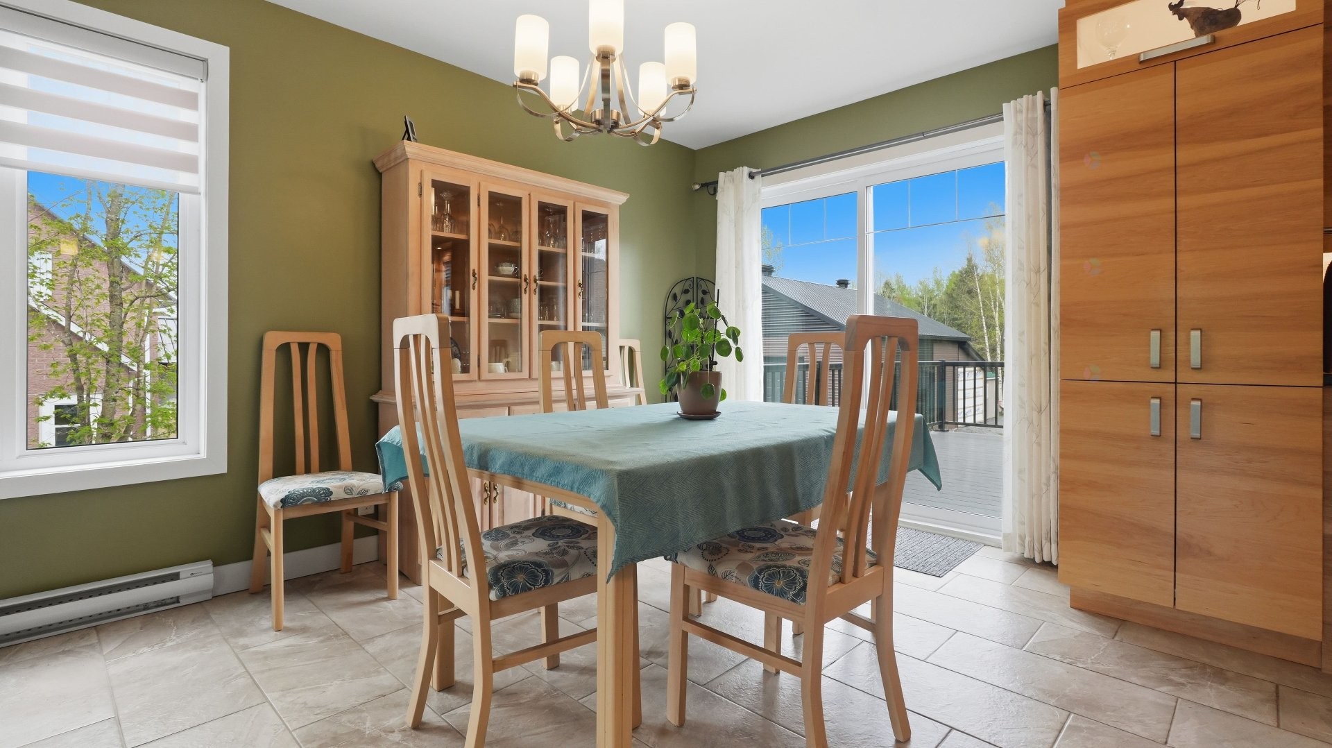 Salle à manger - 3664 18E Avenue, Saint-Prosper, QC - Indoor Photo Showing Dining Room
