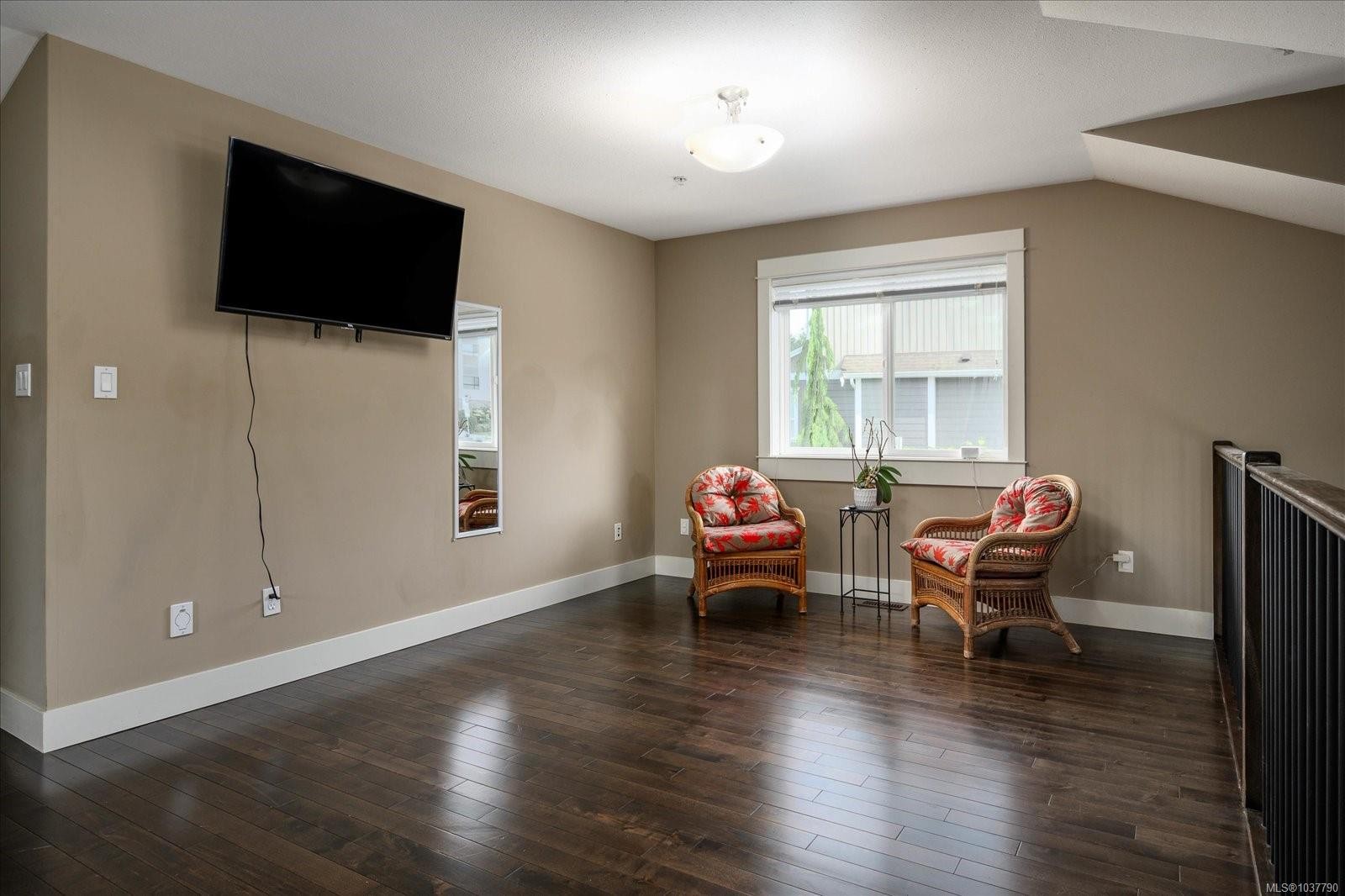 6196 Strathcona Pl, Nanaimo, BC