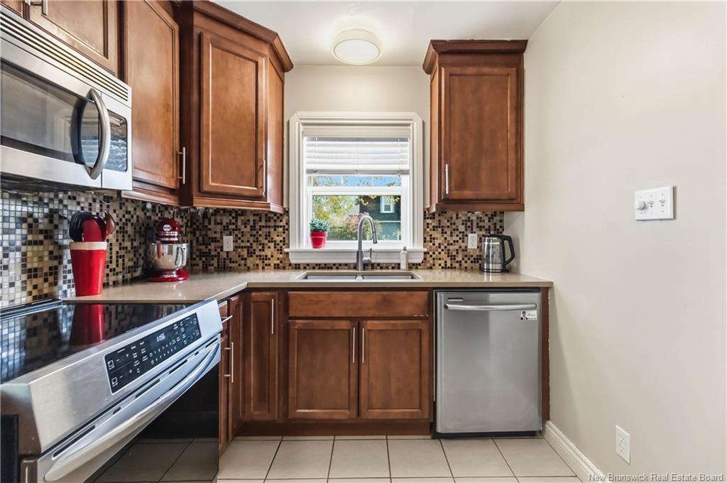 73 Burlington Ave, Moncton, NB