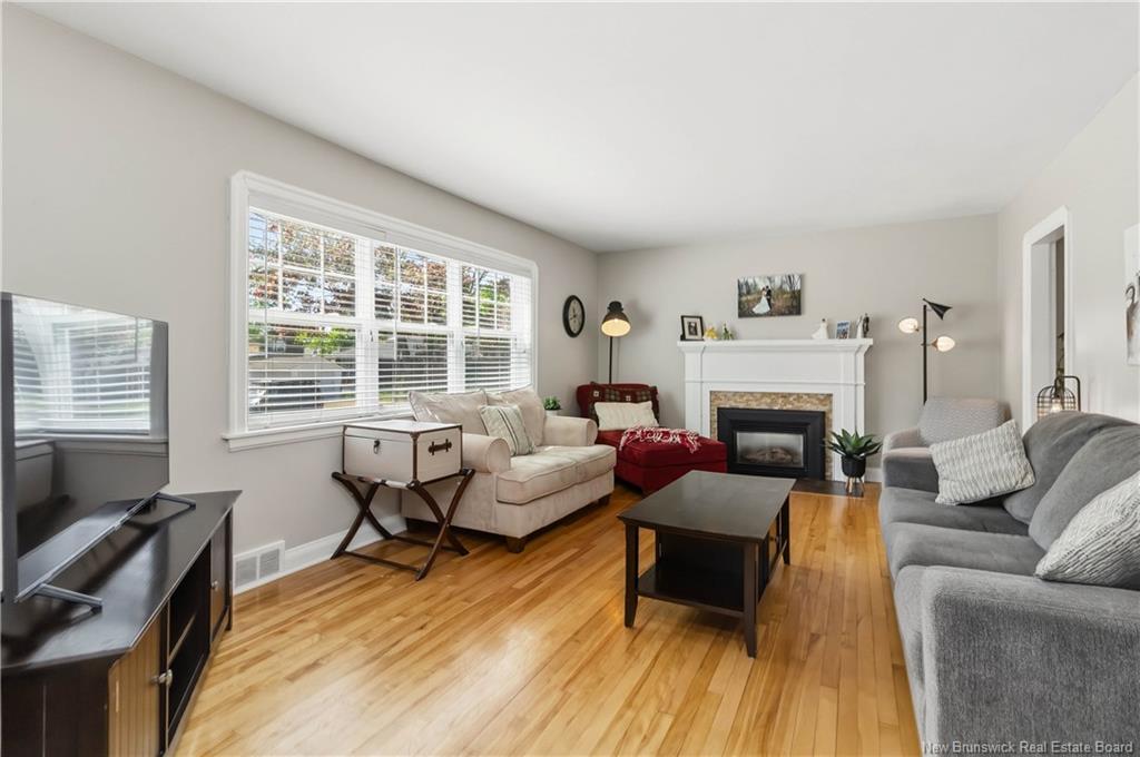 73 Burlington Ave, Moncton, NB