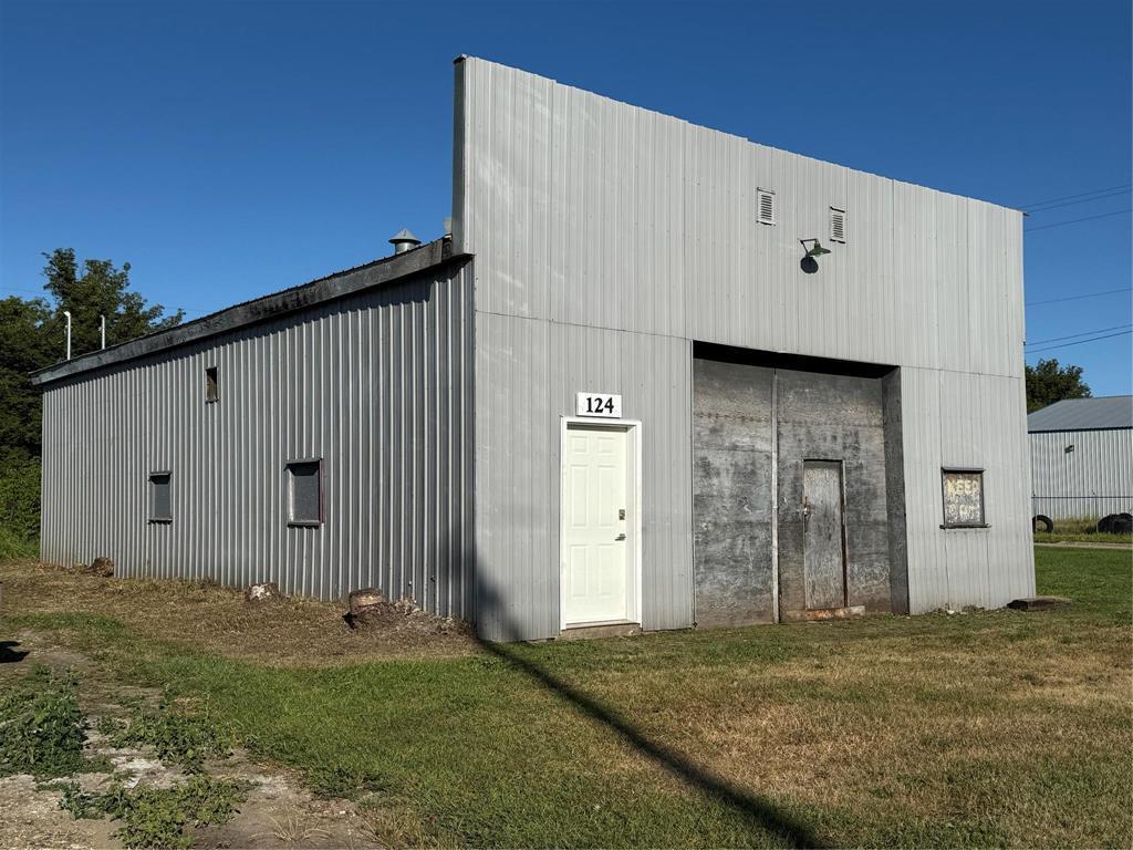 124 3Rd Avenue N, Swan River, MB