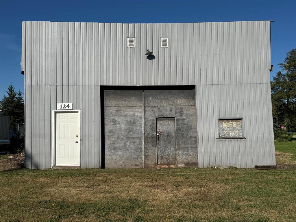 124 3Rd Avenue N, Swan River, MB