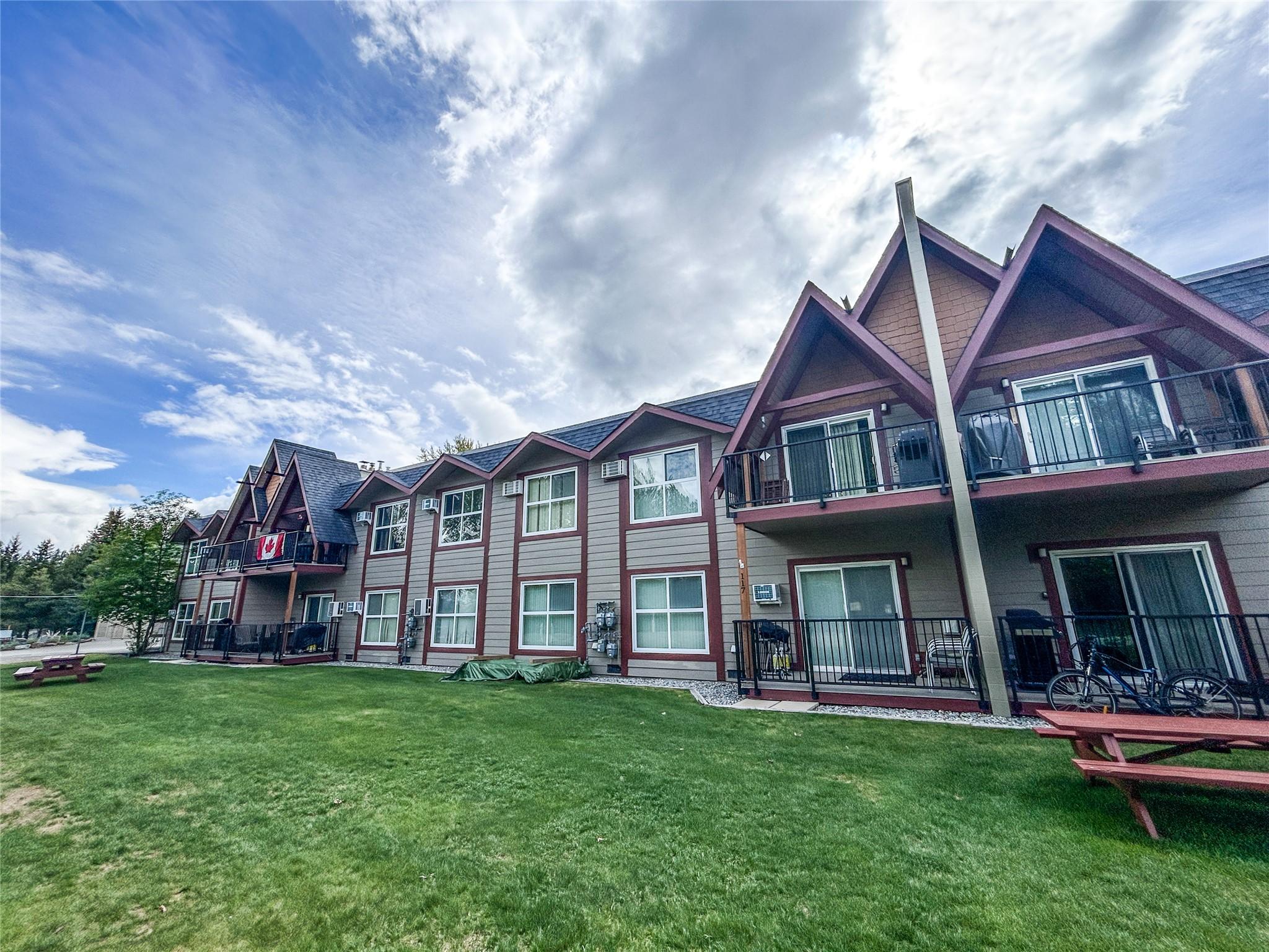 221-223-1051 Gerry Sorensen Way, Kimberley, BC - Outdoor