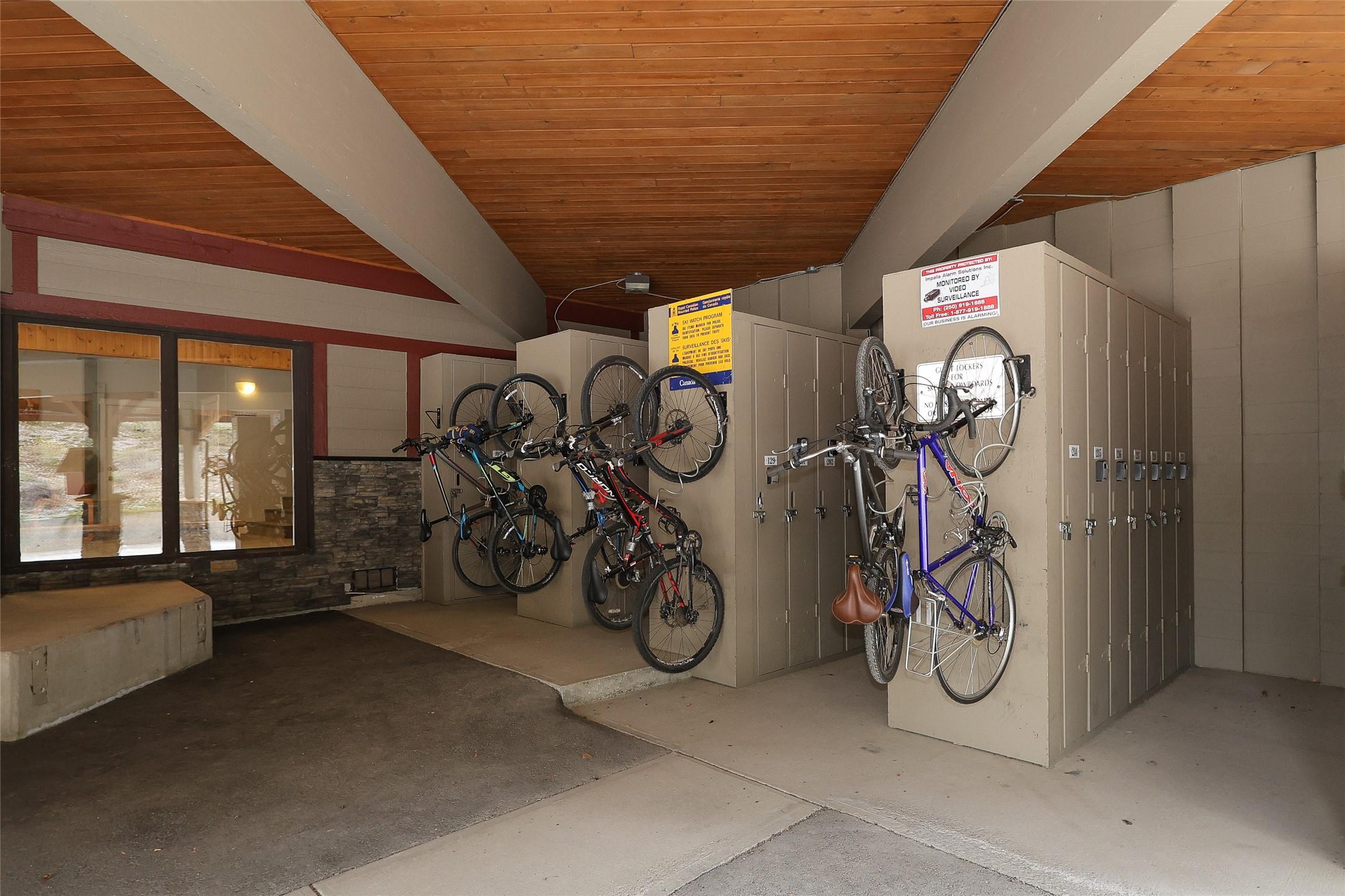 221-223-1051 Gerry Sorensen Way, Kimberley, BC - Indoor Photo Showing Other Room