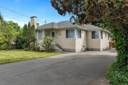 636 Coronation Ave Duncan, BC V9L 2V2