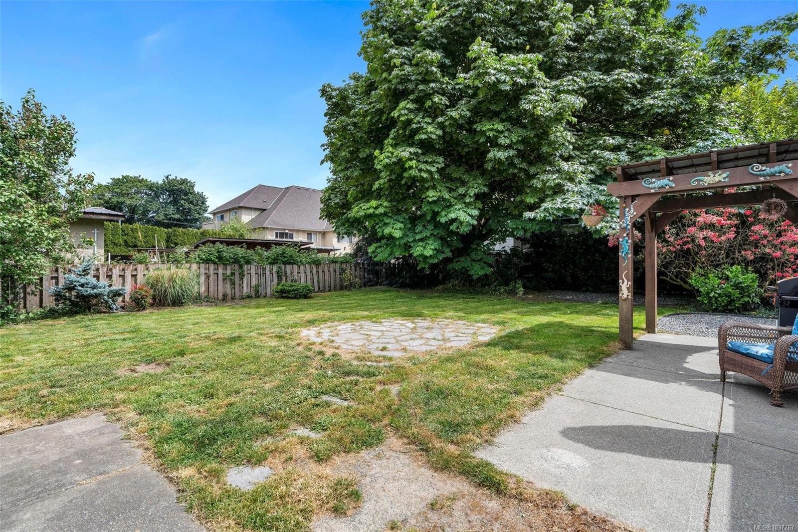 636 Coronation Ave, Duncan, BC