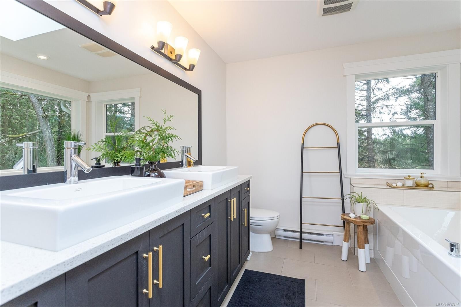 1622 Millstream Rd, Highlands, BC
