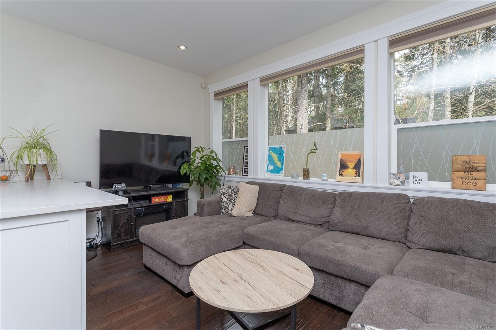 1622 Millstream Rd, Highlands, BC