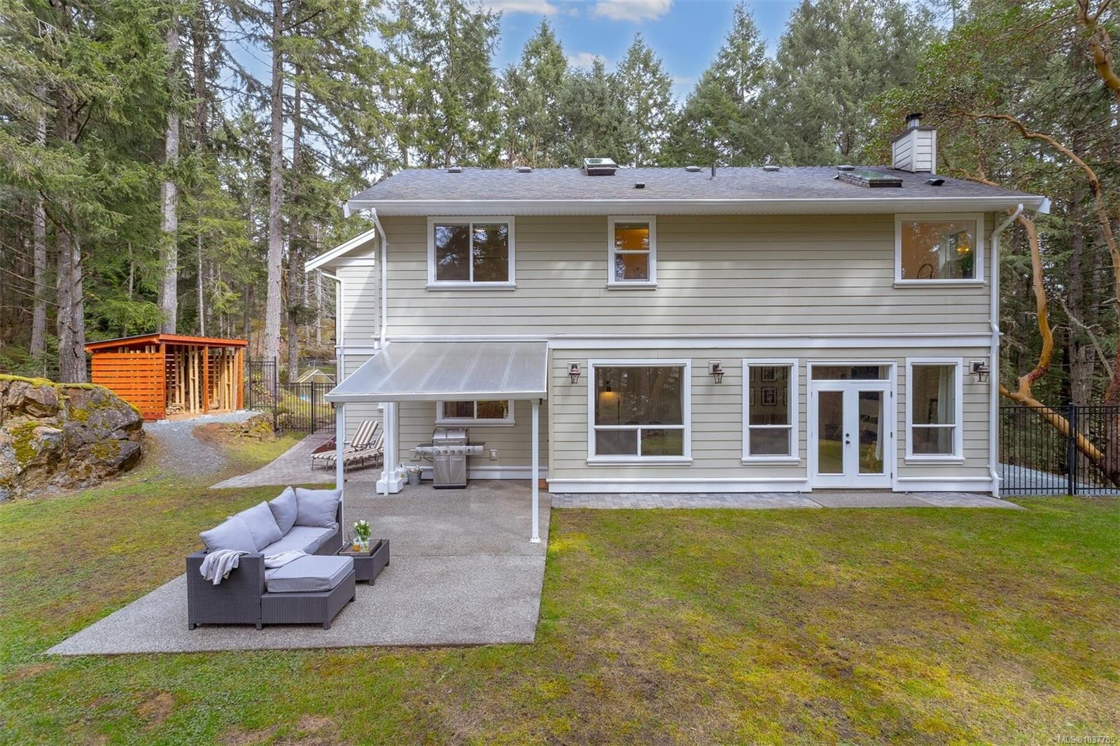 1622 Millstream Rd, Highlands, BC