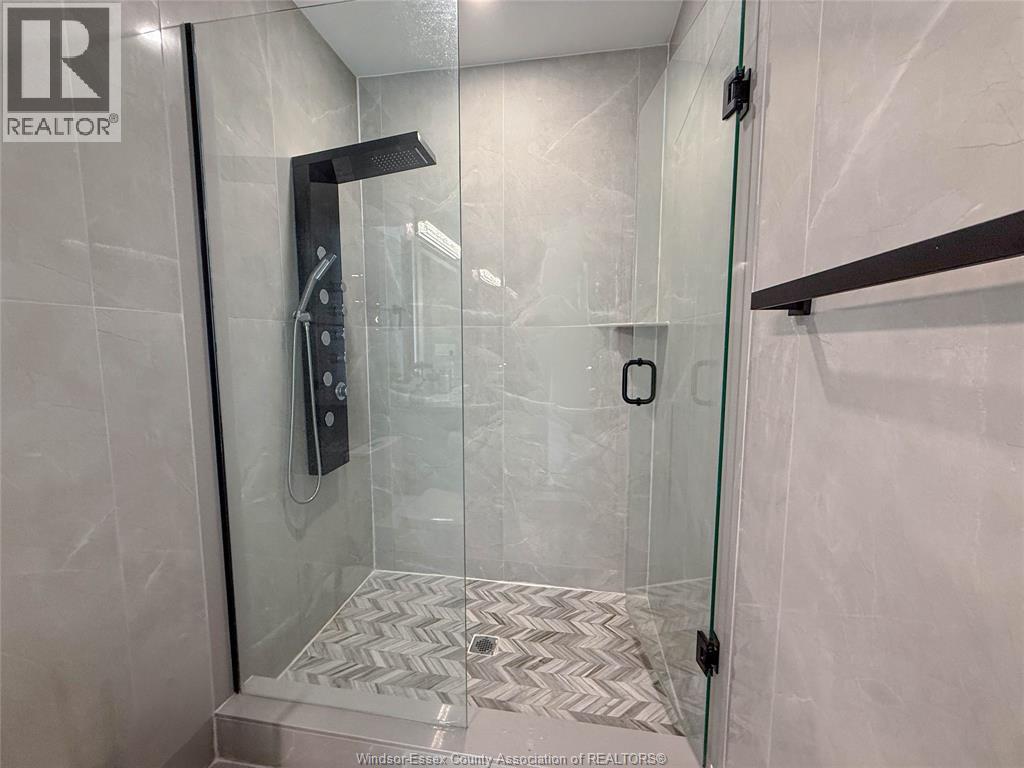 7 Cypress Pointe, Leamington, ON - Indoor Photo Showing Bathroom