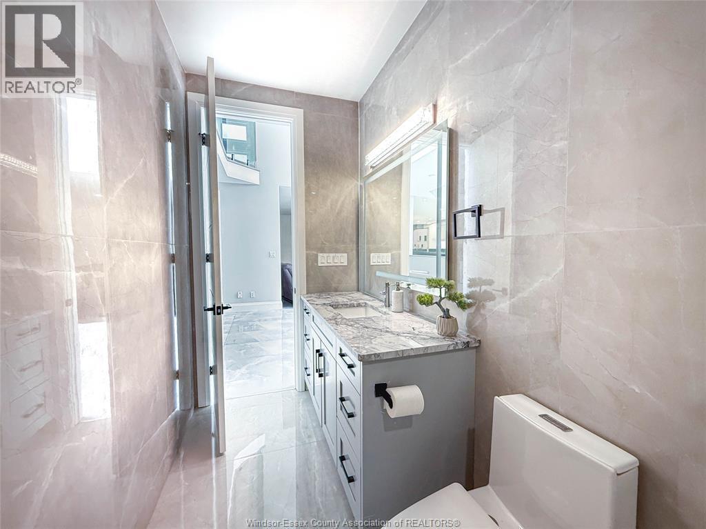 7 Cypress Pointe, Leamington, ON - Indoor Photo Showing Bathroom