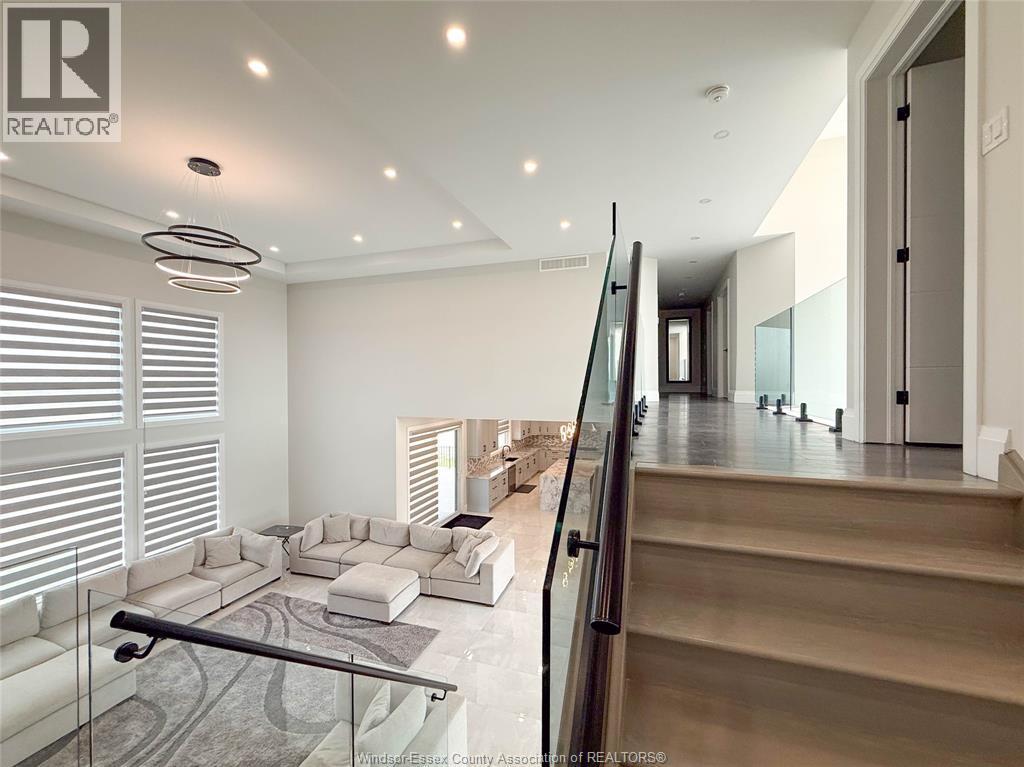 7 Cypress Pointe, Leamington, ON - Indoor Photo Showing Other Room