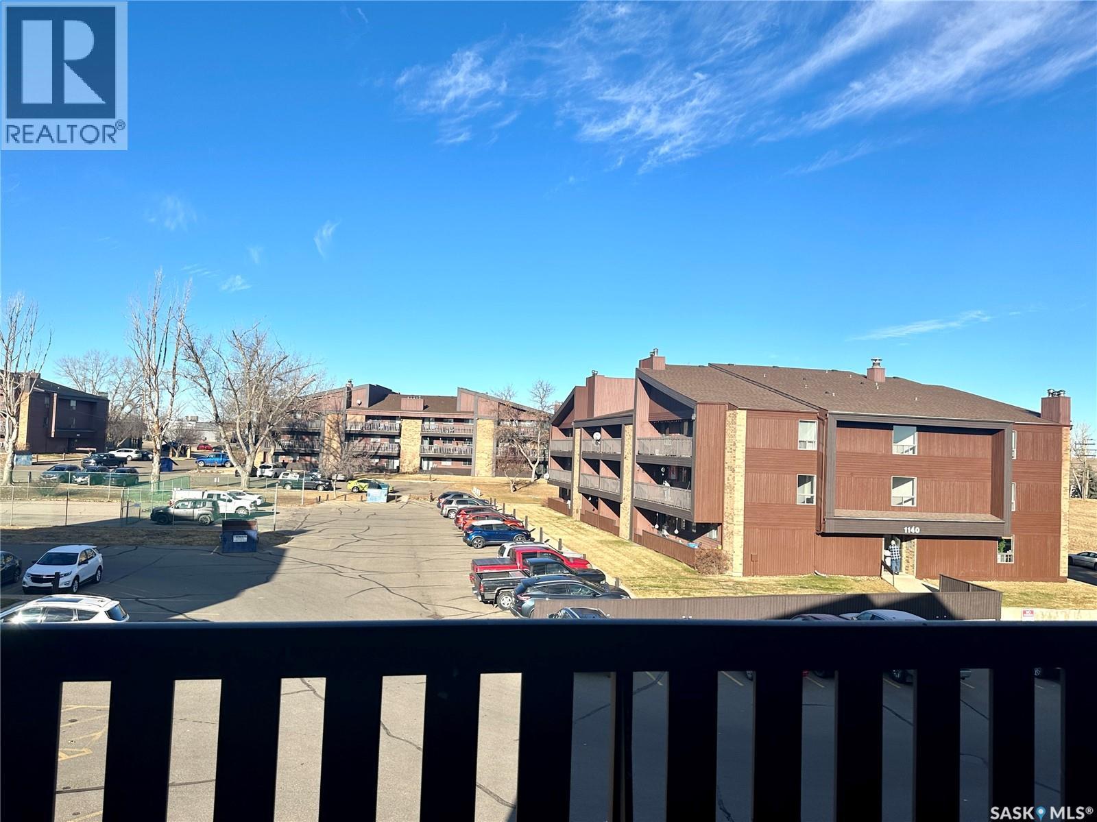 305 1110 9Th Avenue Ne, Swift Current, SK - Outdoor