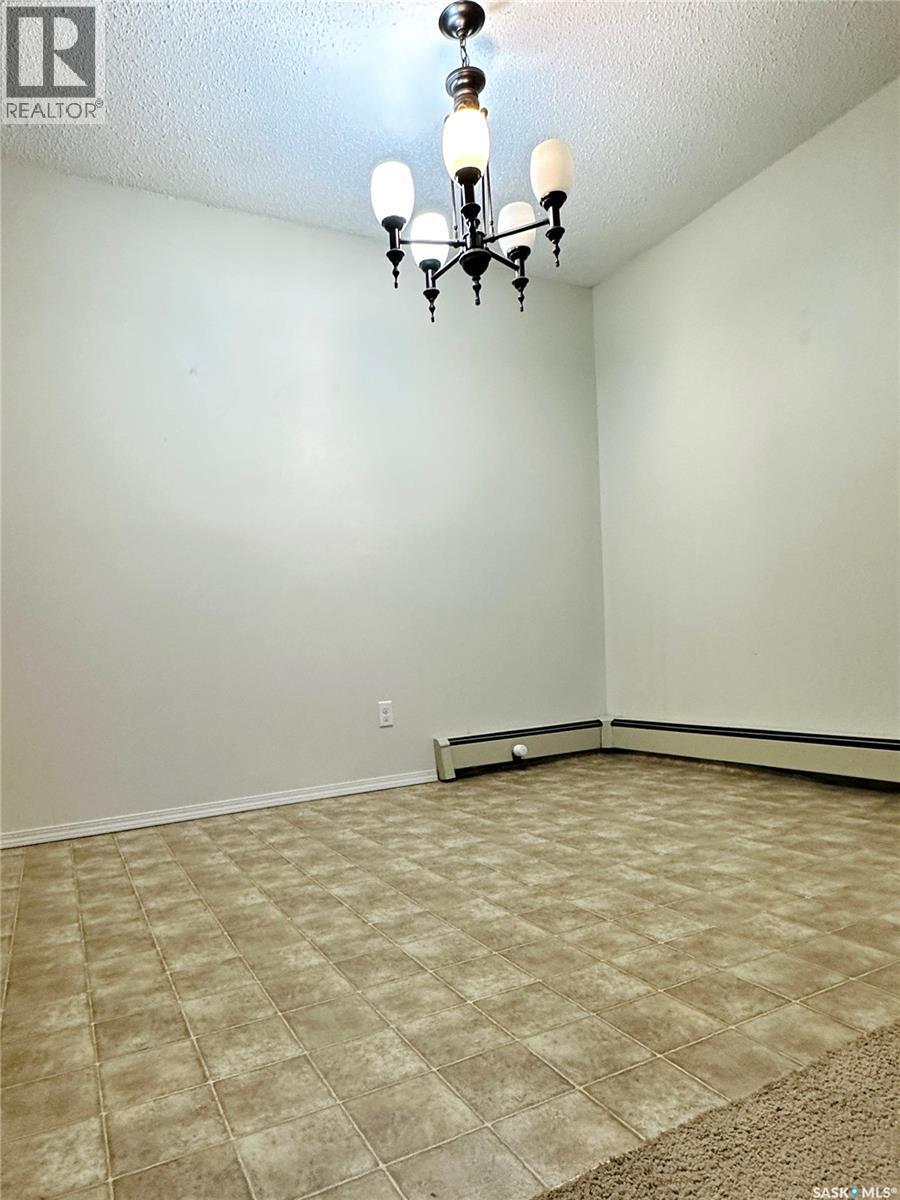 305 1110 9Th Avenue Ne, Swift Current, SK - Indoor Photo Showing Other Room