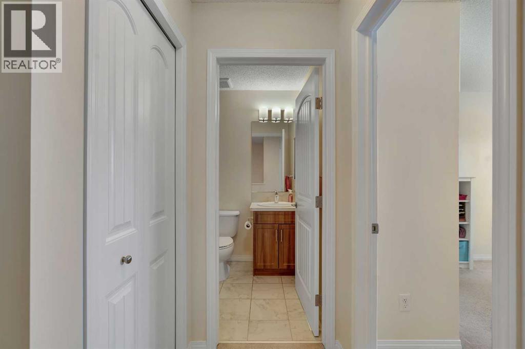 245 Auburn Crest Way Se, Calgary, AB - Indoor Photo Showing Other Room
