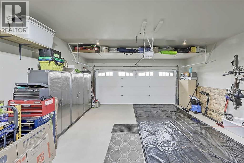 42 Sundown Close Se, Calgary, AB - Indoor Photo Showing Garage