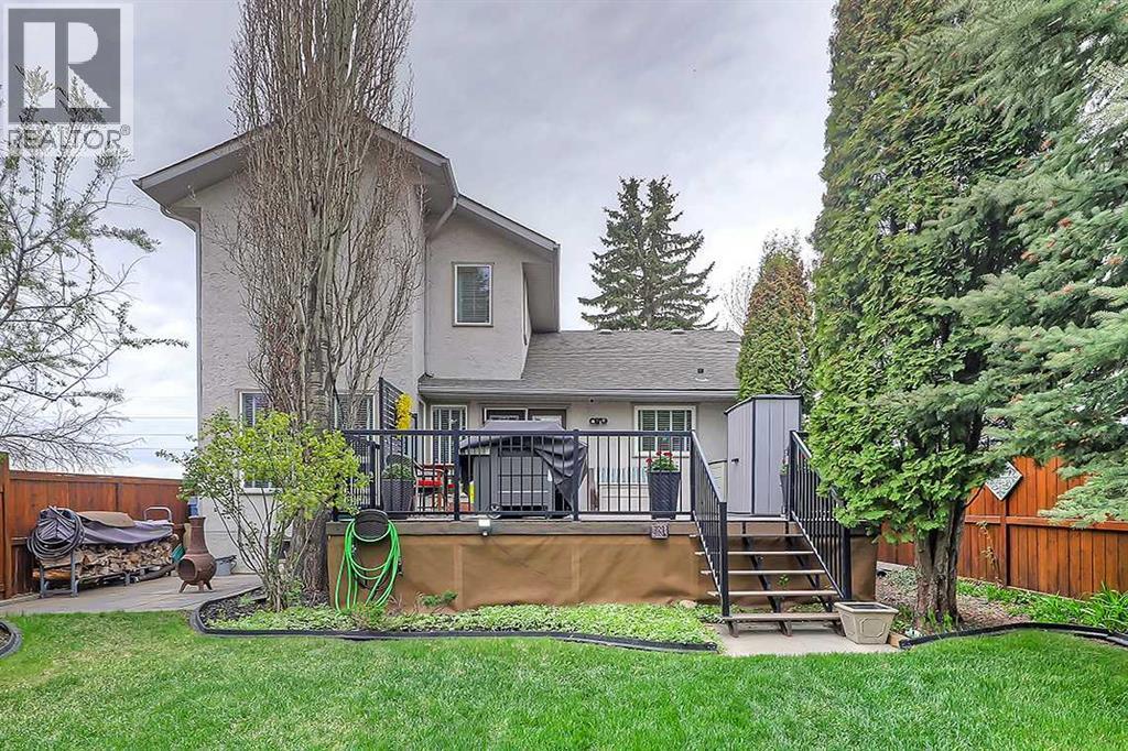 42 Sundown Close Se, Calgary, AB - Outdoor With Deck Patio Veranda