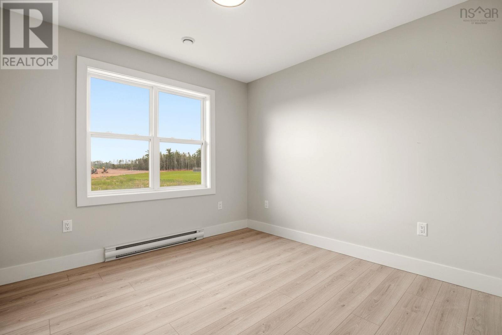 15 Glenn Drive, Lantz, NS - Indoor Photo Showing Other Room