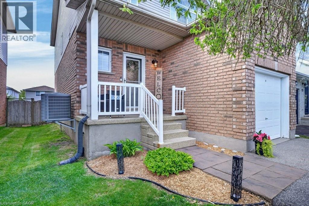 Front Entrance - 222 Grey Fox Drive, Kitchener, ON - Outdoor