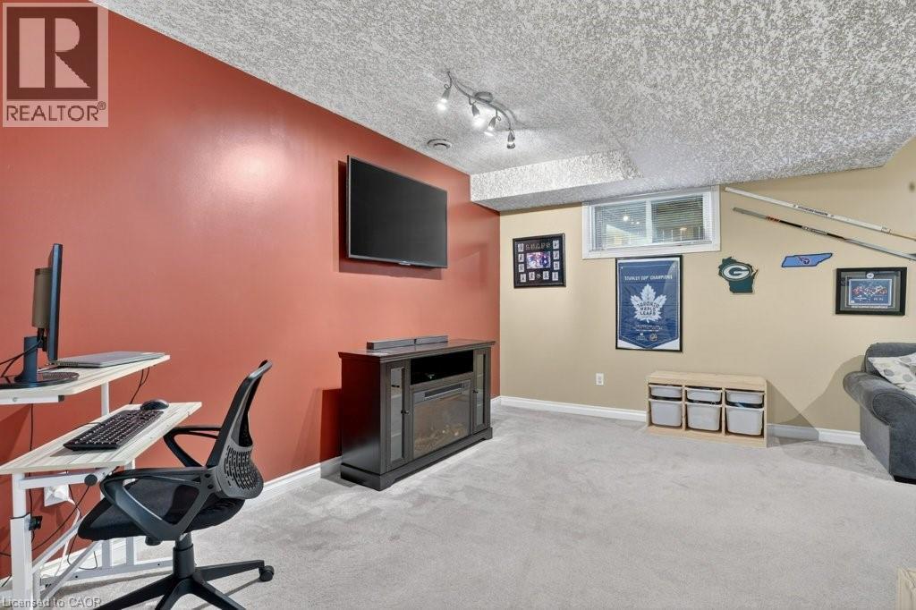 Rec Room - 222 Grey Fox Drive, Kitchener, ON - Indoor Photo Showing Office