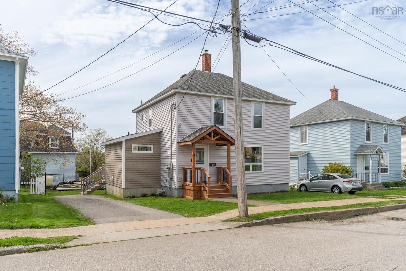 4 Carol Avenue, Yarmouth, NS