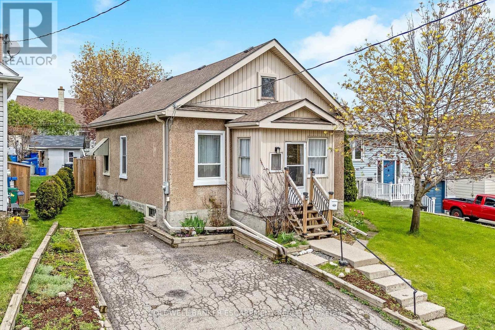 122 Cedar Street, Cambridge, ON - Outdoor
