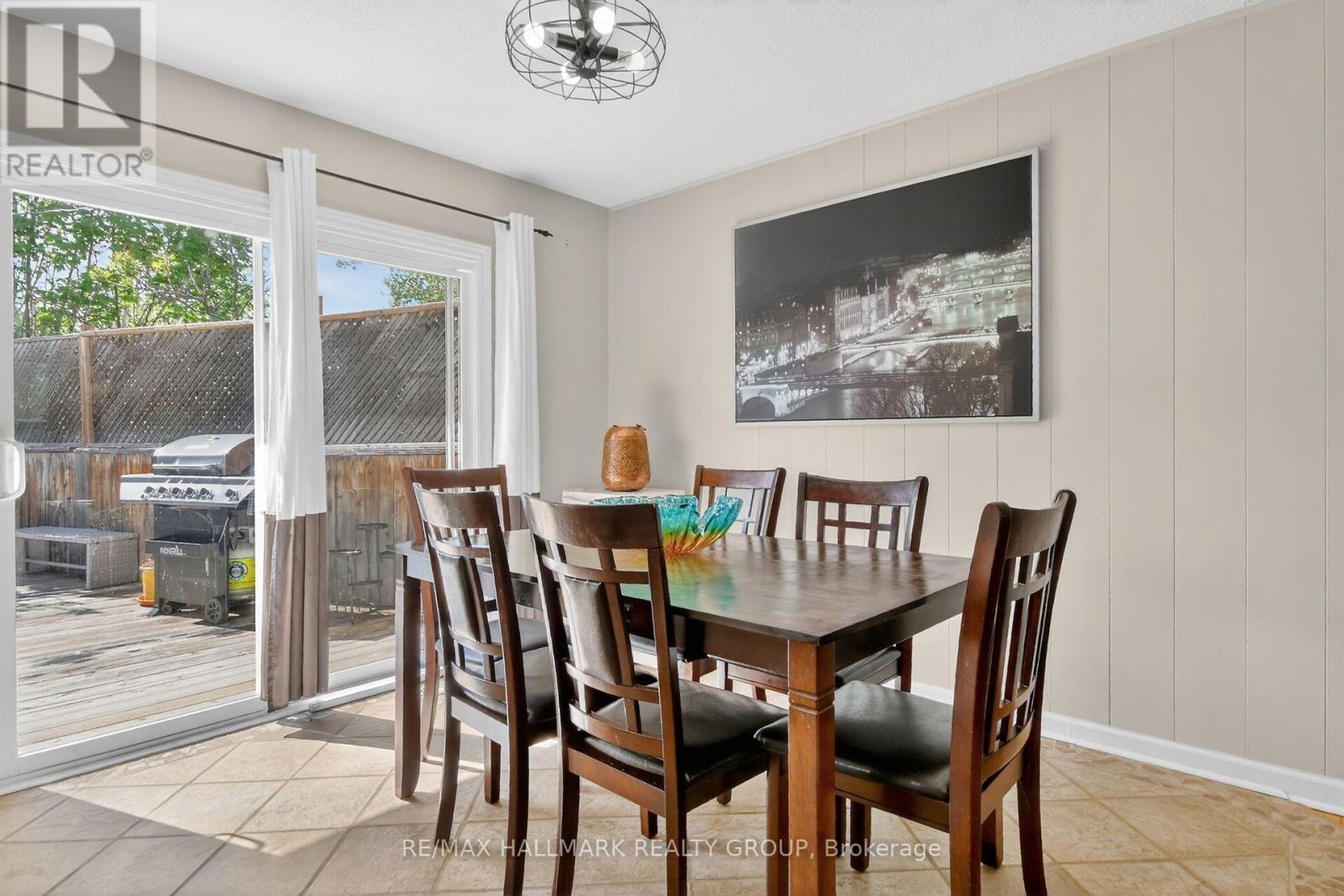 2966 Linton Road, Ottawa, ON - Indoor Photo Showing Dining Room