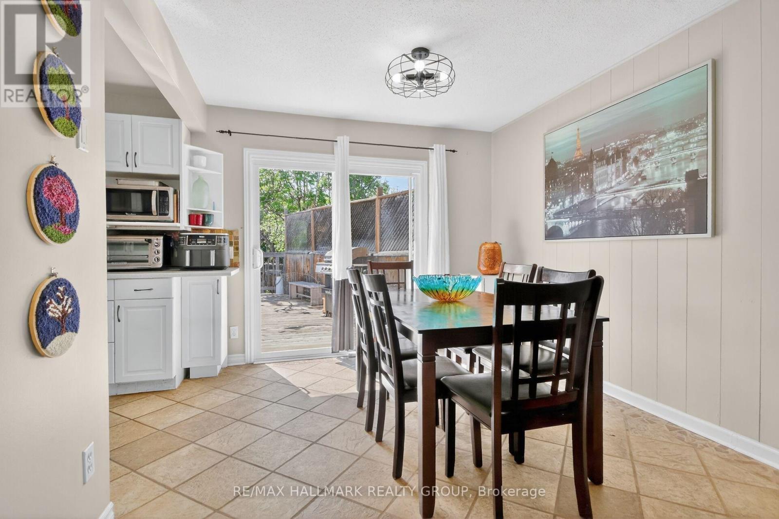 2966 Linton Road, Ottawa, ON - Indoor Photo Showing Dining Room