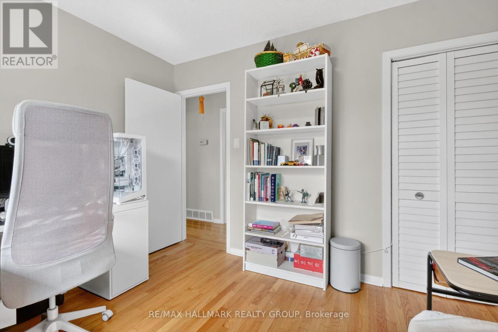 2966 Linton Road, Ottawa, ON - Indoor