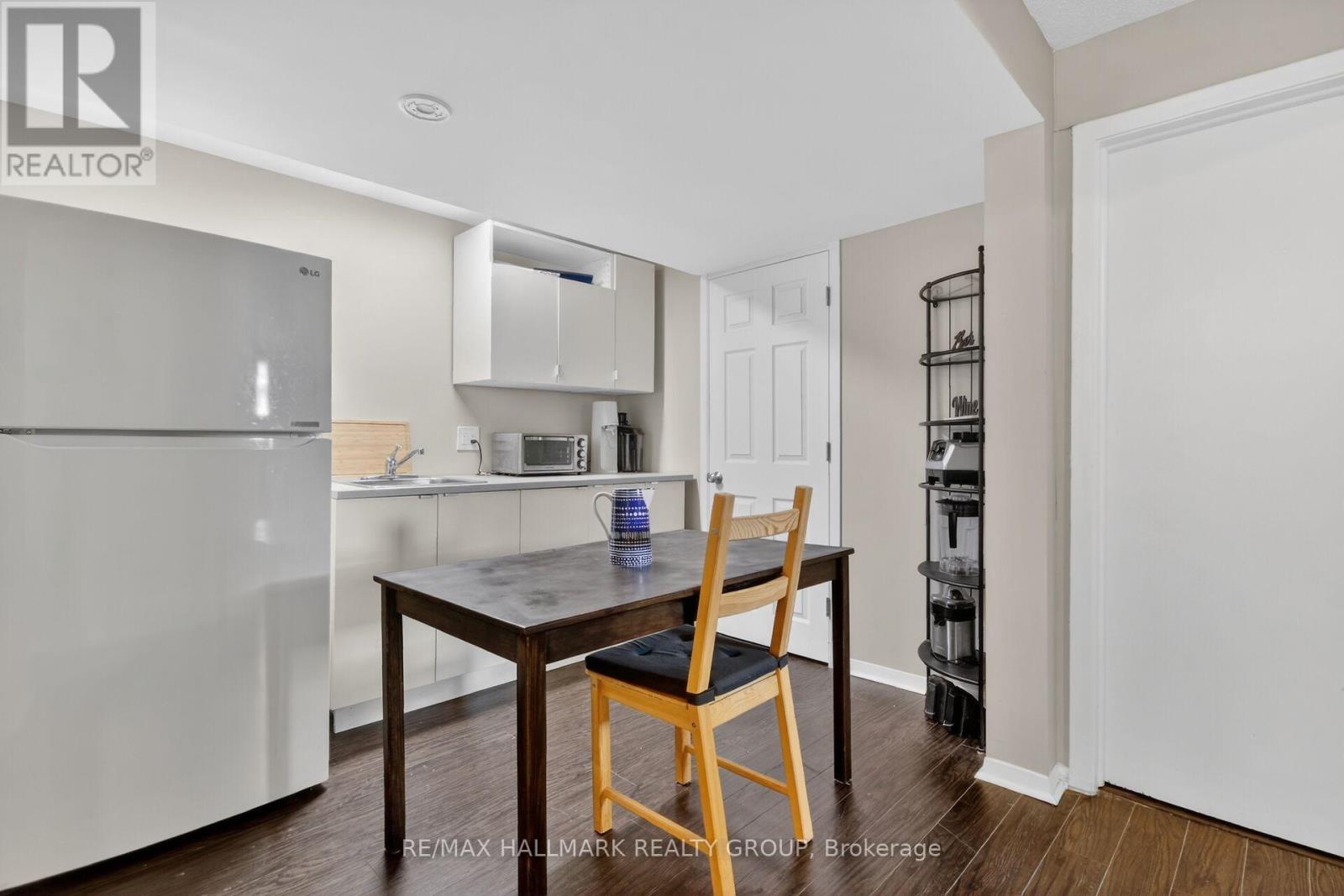 2966 Linton Road, Ottawa, ON - Indoor