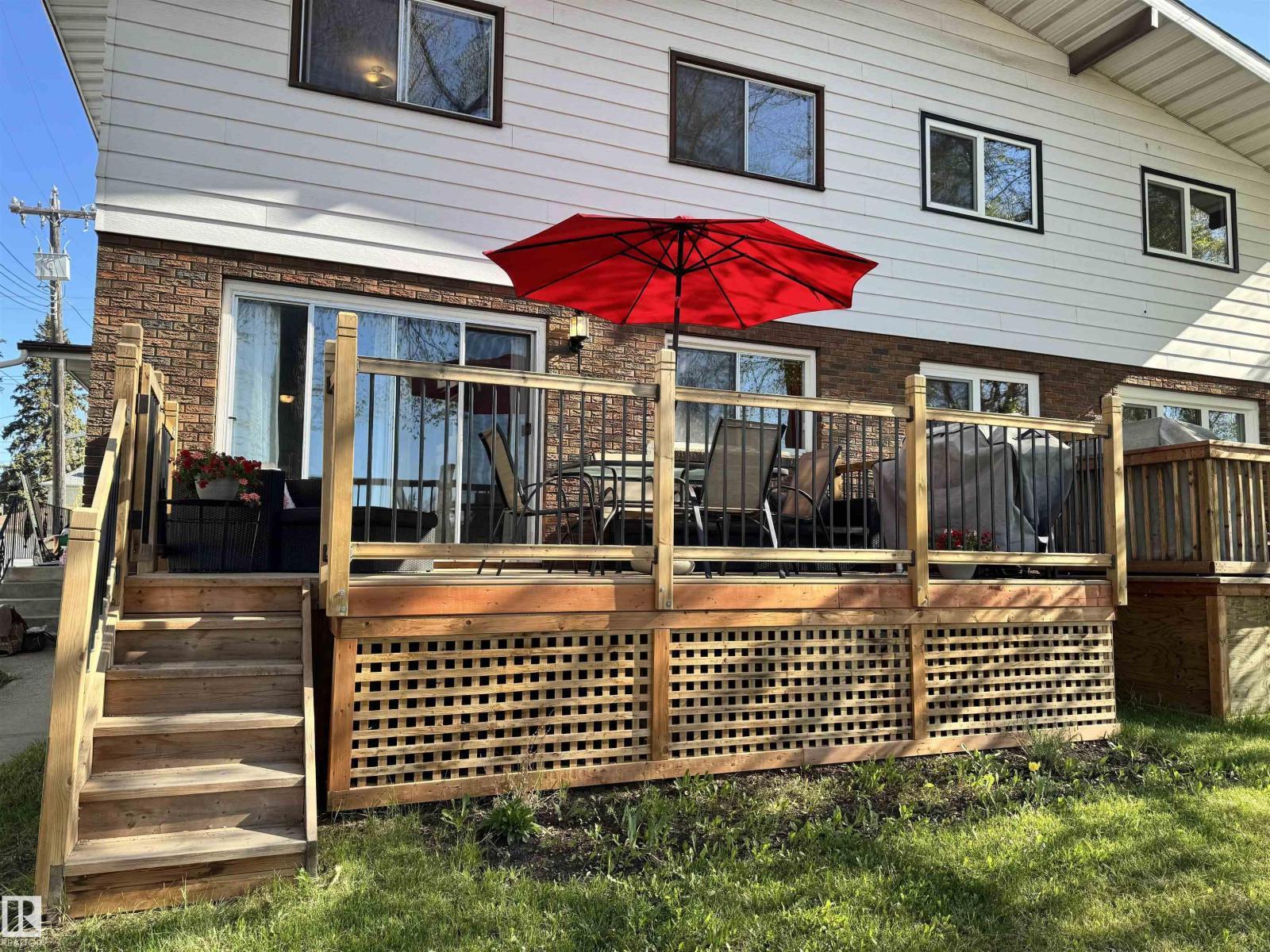 9324 80 Av Nw, Edmonton, AB - Outdoor With Deck Patio Veranda With Exterior