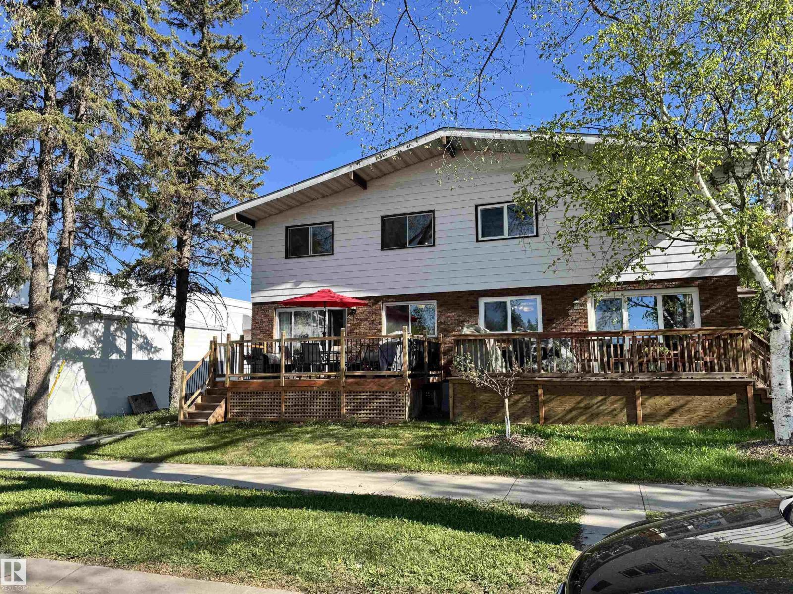 9324 80 Av Nw, Edmonton, AB - Outdoor With Deck Patio Veranda