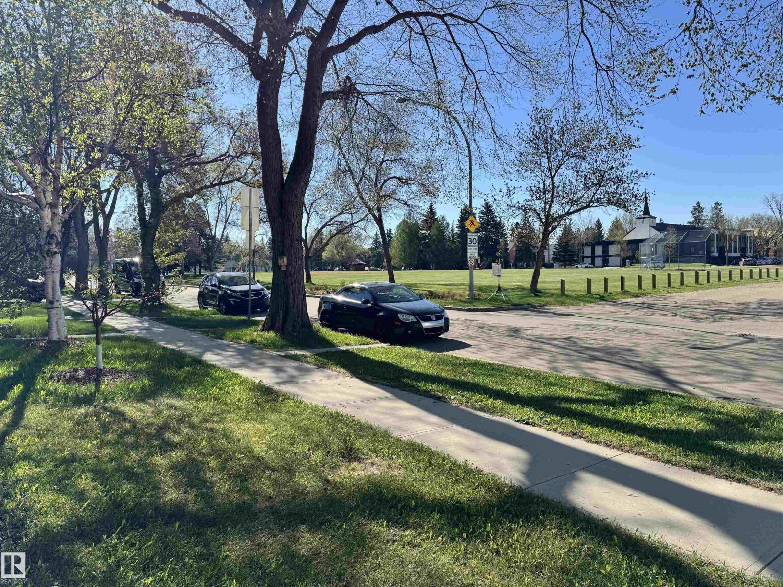 9324 80 Av Nw, Edmonton, AB - Outdoor With View