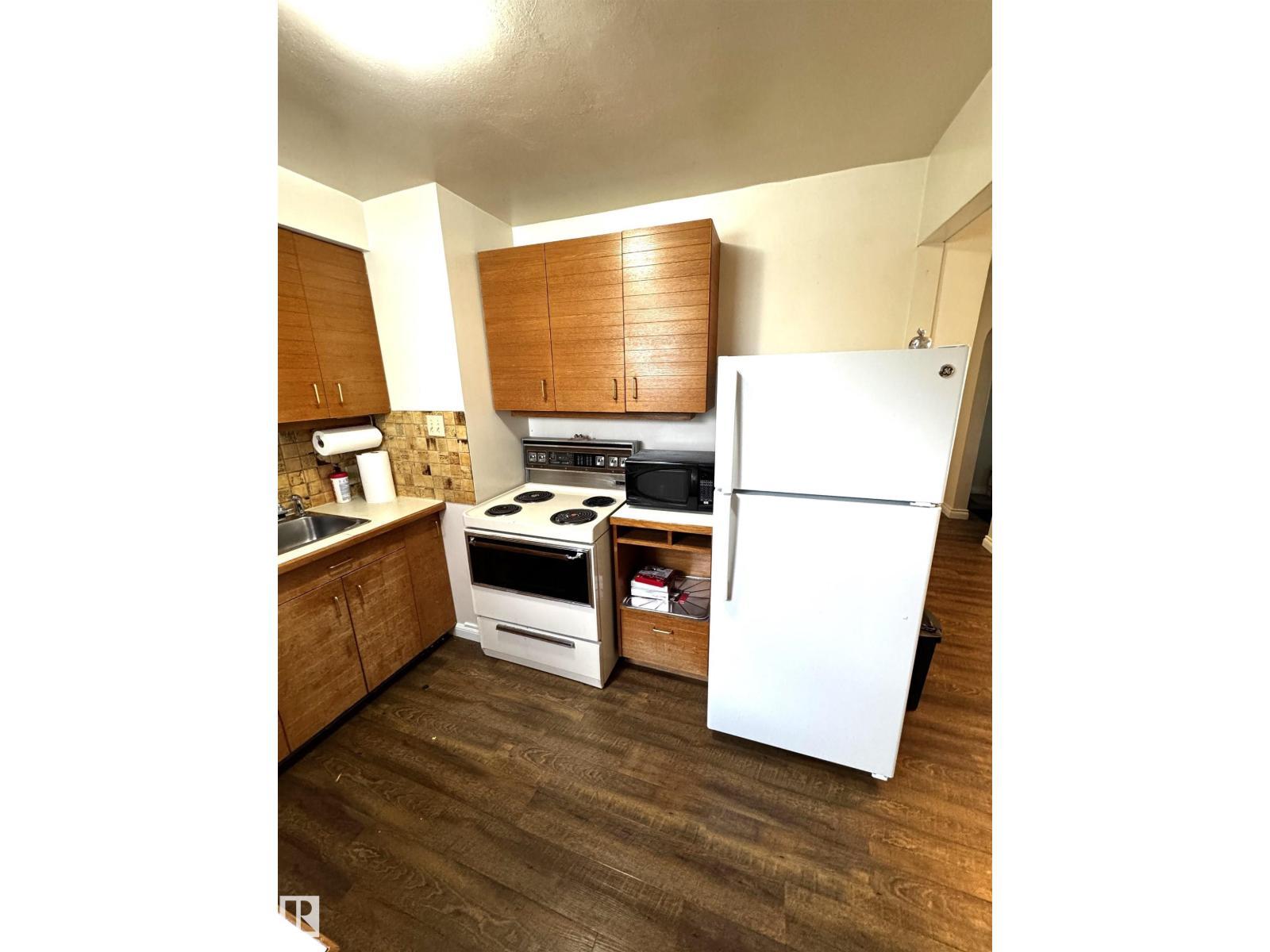 9015 91 St Nw, Edmonton, AB