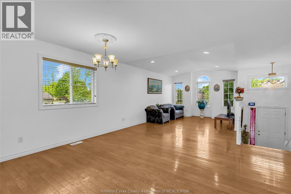 2401 St. Patricks, Windsor, ON - Indoor