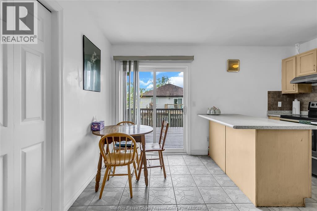 2401 St. Patricks, Windsor, ON - Indoor Photo Showing Kitchen