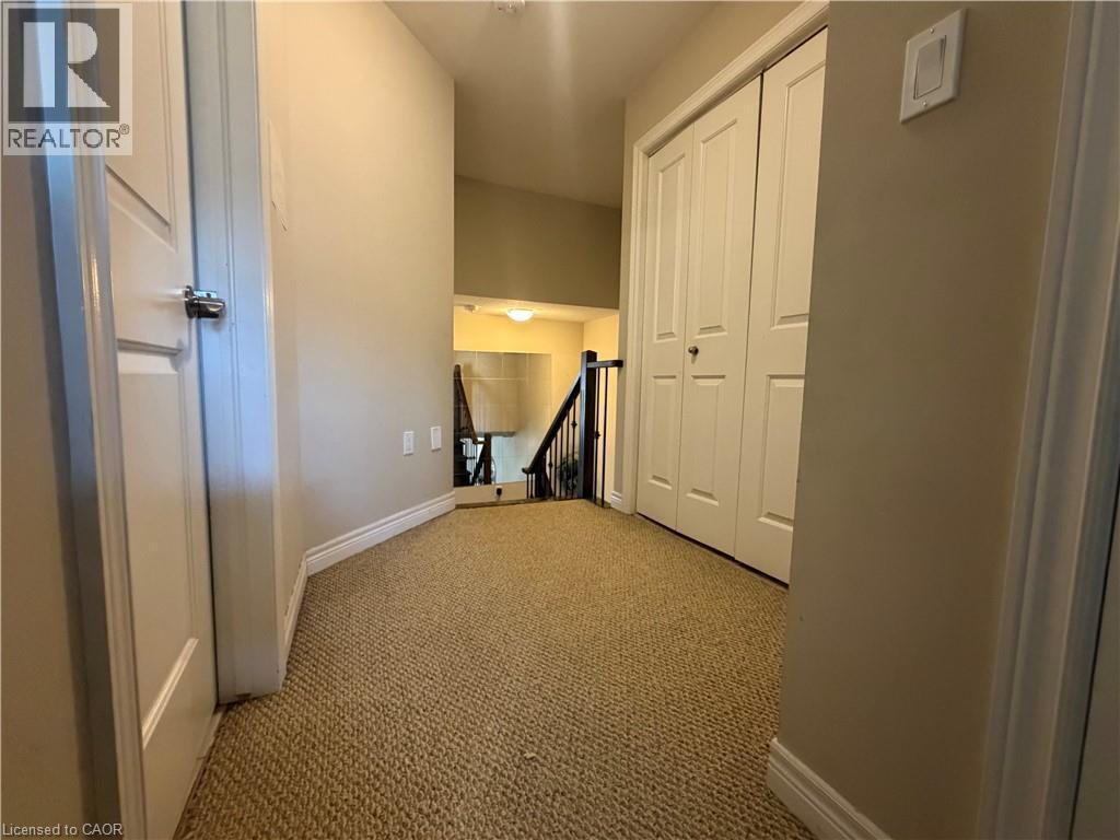 25 Bethune Avenue, Hamilton, ON - Indoor Photo Showing Other Room