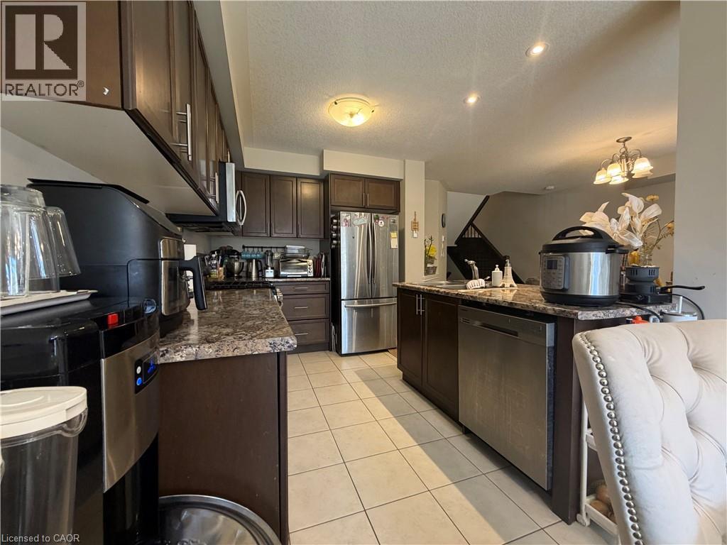 25 Bethune Avenue, Hamilton, ON - Indoor Photo Showing Kitchen With Stainless Steel Kitchen