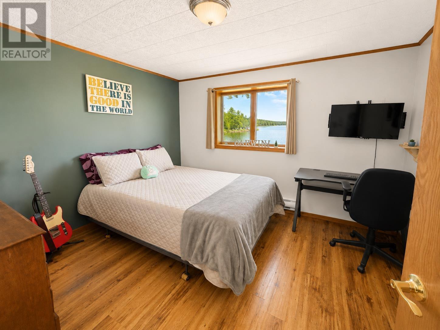 22 Catfish Rd, Wawa, ON - Indoor Photo Showing Bedroom