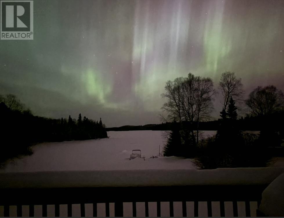 22 Catfish Rd, Wawa, ON - With View