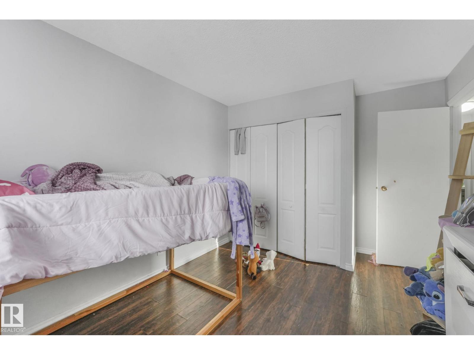 #A7 2808 116 St Nw, Edmonton, AB - Indoor Photo Showing Bedroom