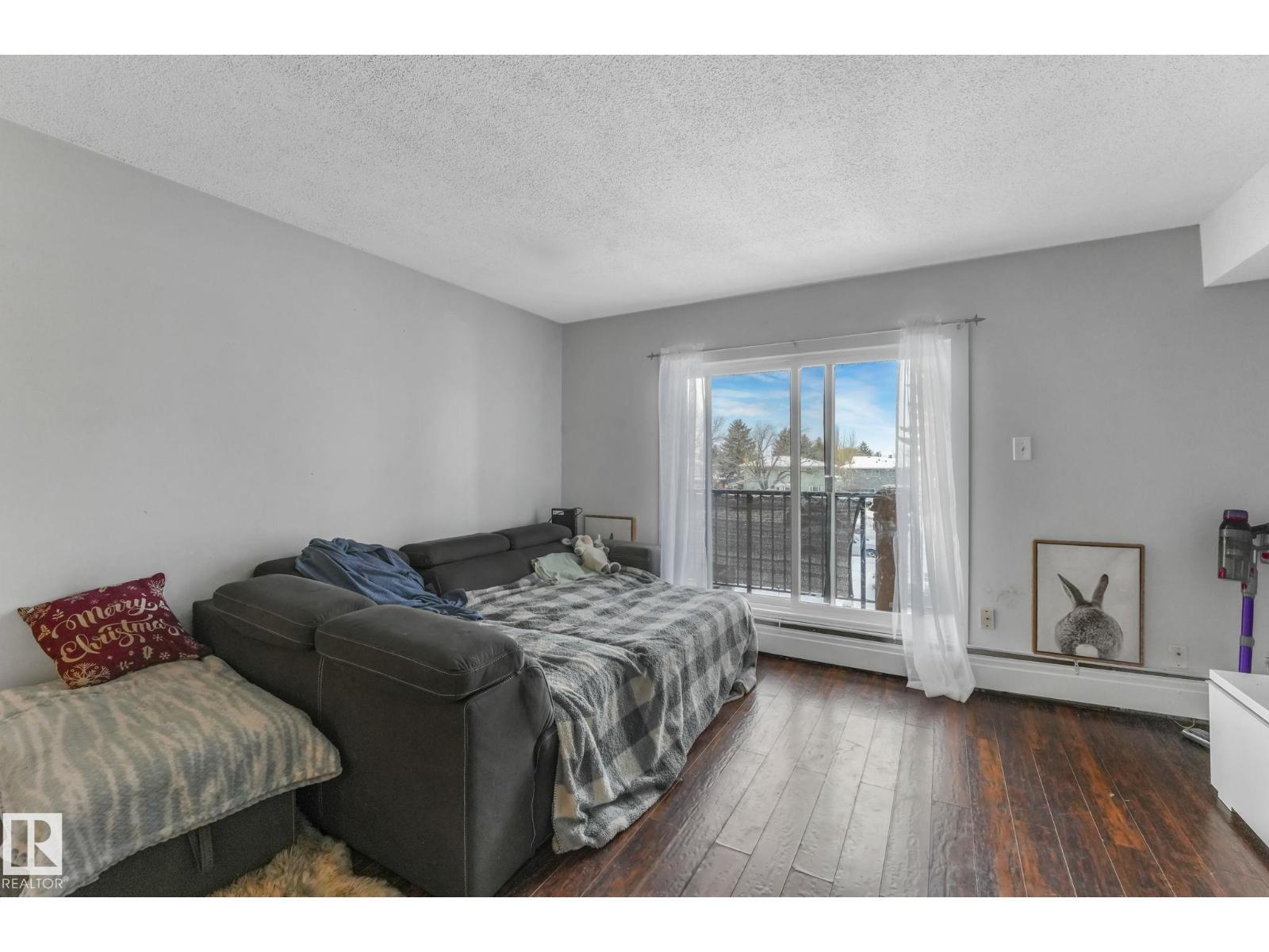 #A7 2808 116 St Nw, Edmonton, AB - Indoor Photo Showing Bedroom