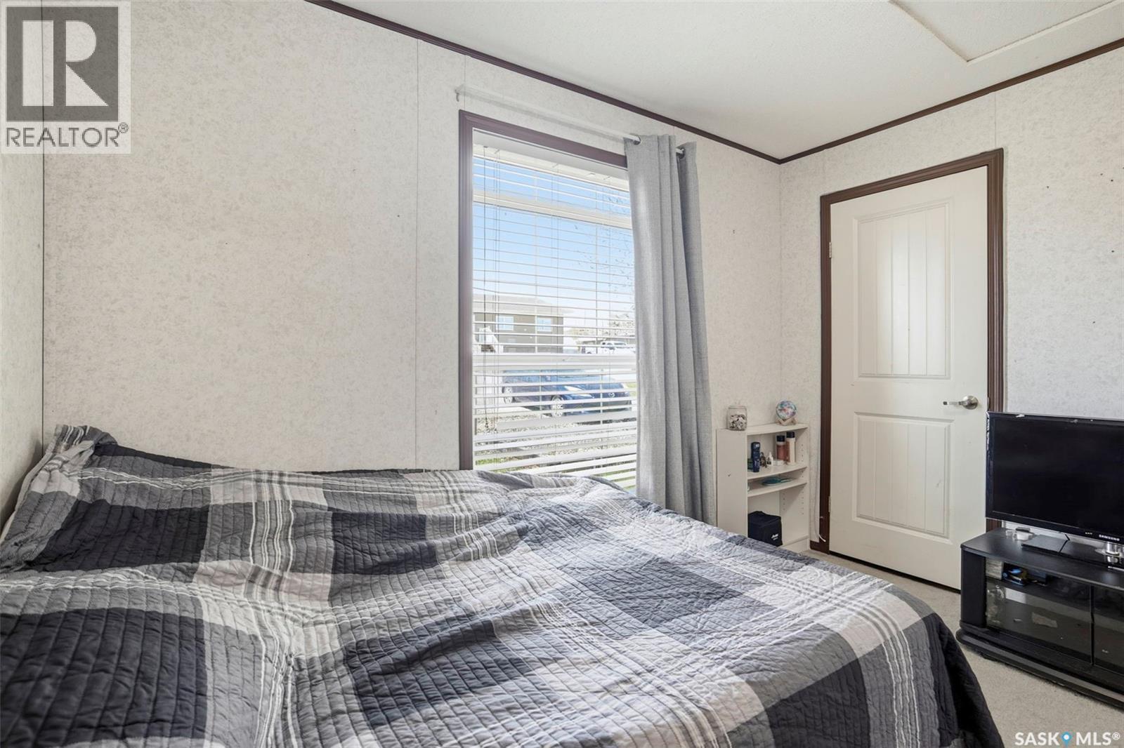 533 3Rd Avenue, Young, SK - Indoor Photo Showing Bedroom