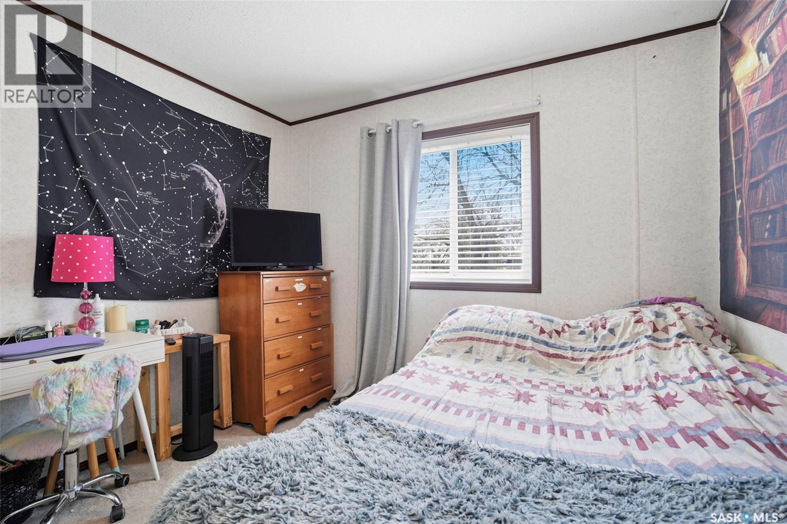533 3Rd Avenue, Young, SK - Indoor Photo Showing Bedroom